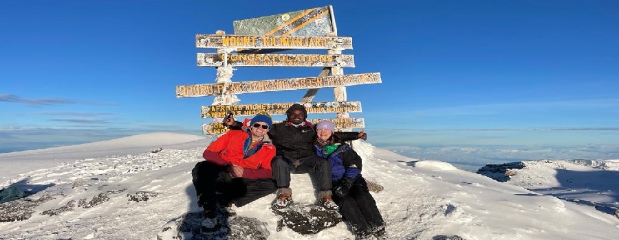 Scenic Views on Kilimanjaro’s Marangu Route to Uhuru Peak
