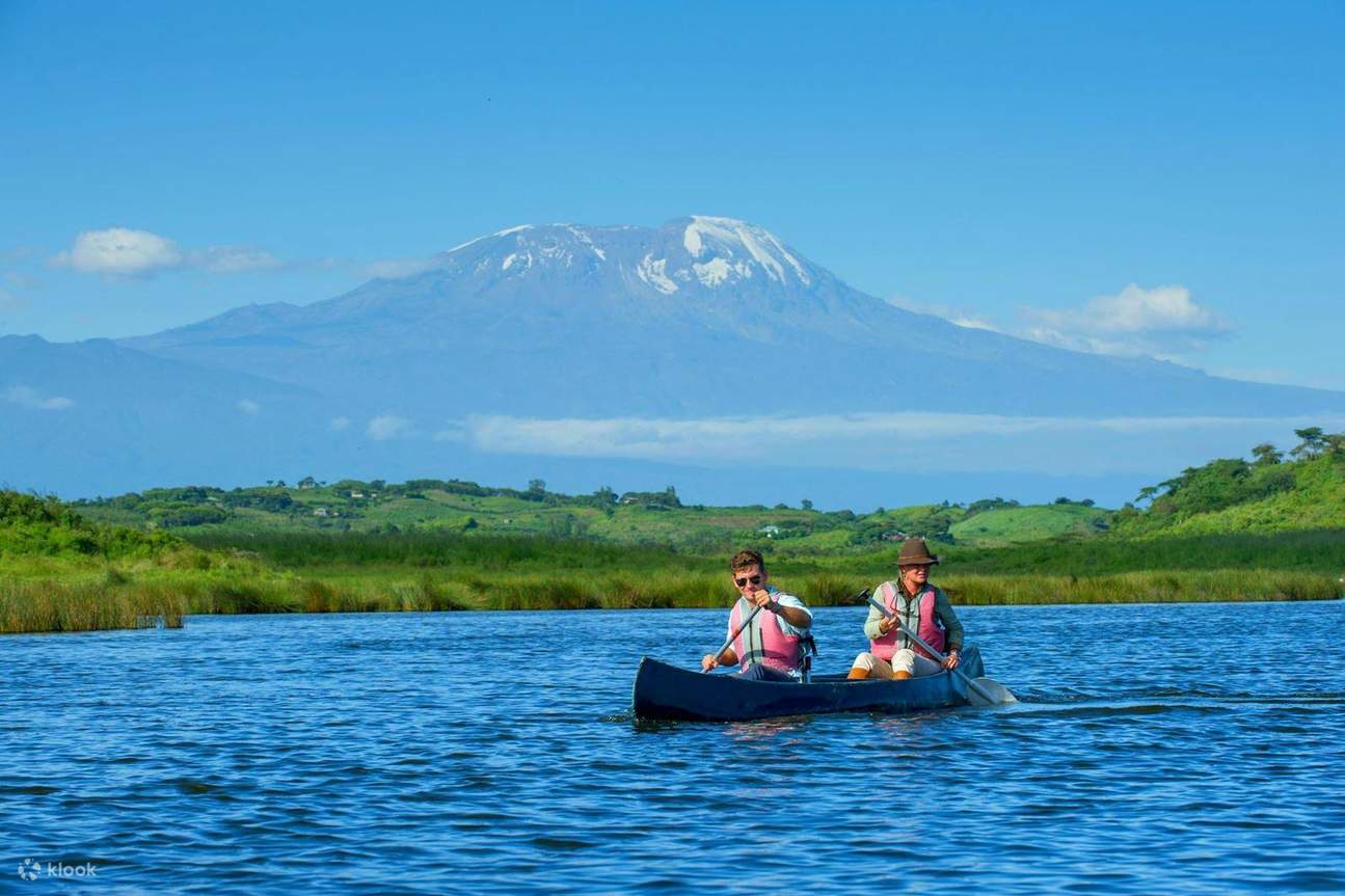 Arusha NP + Canoeing at Lake Momella