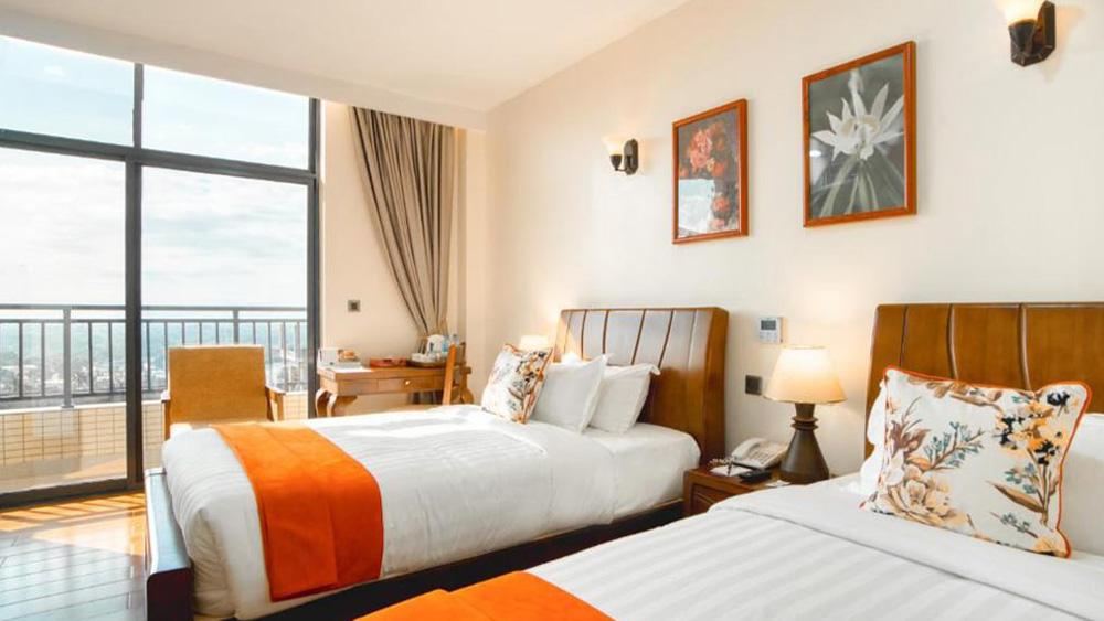 6 Days Luxury Serengeti Migration Safari Package